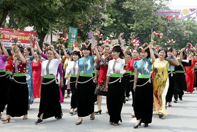 Image: Thông tin những chính sách xã hội đang thực hiện tại Thành phố Hồ Chí Minh có tác động đến đồng bào dân tộc.
